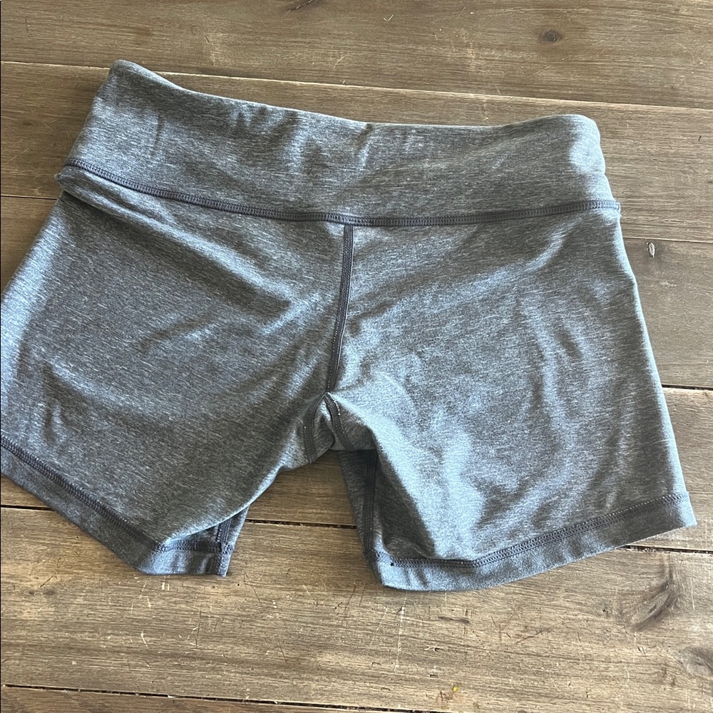 Lululemon Shorts - Picture 4 of 6
